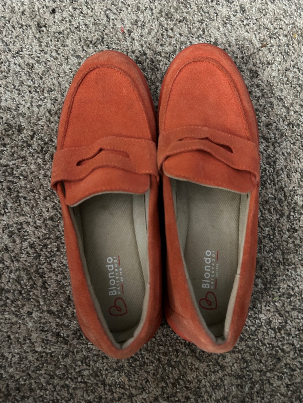 Blondo Rust Orange Suede Penny Loafers. Size 9.